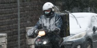 Υπουργείο Εργασίας: Μην θέτετε σε κίνδυνο τους εργαζόμενους στο delivery
