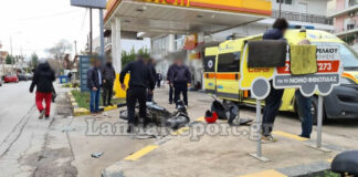 Σοβαρό τροχαίο με ντελιβερά – Σύγκρουση στην είσοδο του βενζινάδικου
