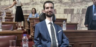 Κυμπουρόπουλος: Αν η μάνα μου είχε δει ότι είμαι ανάπηρος, θα με σκότωνε ή όχι;