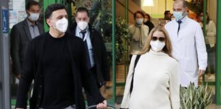 Τζένη Μπαλατσινού: Ο δύσκολος τοκετός και οι κρίσιμες στιγμές στην εντατική με τον γιο της
