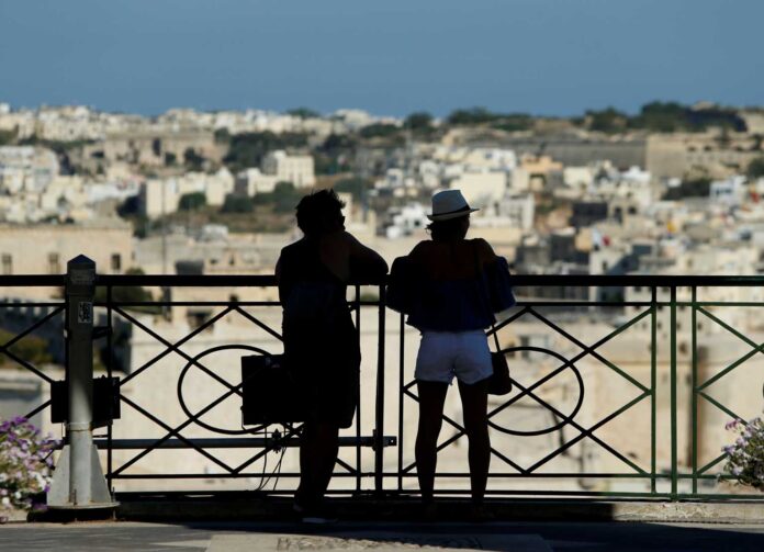 malta_r_1404_1-1536x1109