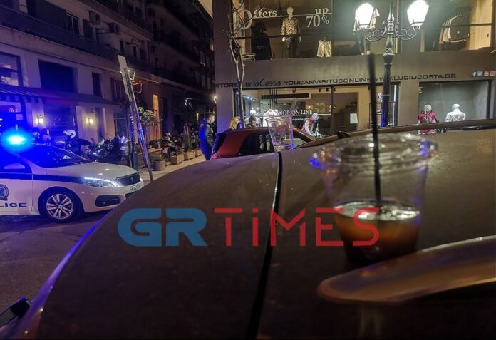 επεμβαση-αστυνομίας-συνωστισμος-καφε-μπαρ