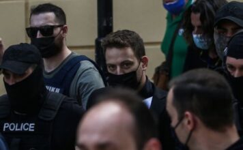 Στο φως οι συνομιλίες της Αγγελικής Νικολούλη με τον πιλότο…