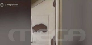 Φωτογραφία ντοκουμέντο από τη μεζονέτα της φρίκης – Αυτή είναι η σπασμένη πόρτα από το δωμάτιο της σοφίτας
