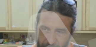 Συγκλονιστική μαρτυρία από τον μαραγκό που επισκεύασε τη σπασμένη πόρτα στο σπίτι του πιλότου και της Καρολάιν