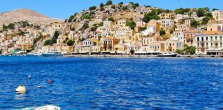 Η αποστομωτική απάντηση της δημάρχου Τήλου σε γυναίκα που ζητούσε να πετάξουν τους πρόσφυγες στη θάλασσα