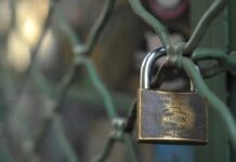 Επιχειρήσεις: Ασφυκτικό περιβάλλον με έκρηξη πτωχεύσεων
