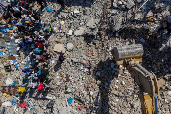 haiti_erathquake13_reuters-1536x1023
