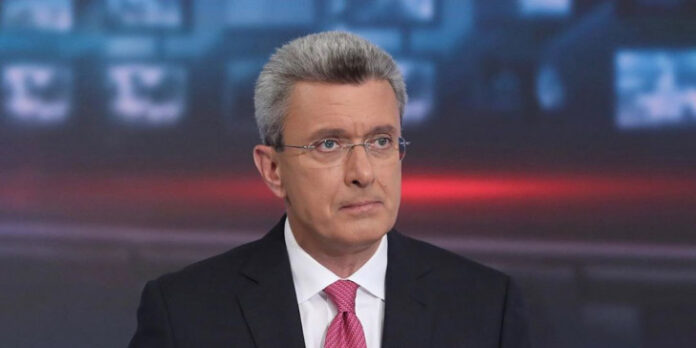 nikos-xatzinikolaou