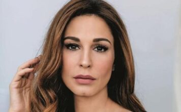 Παπουτσάκη: Γιατί να απαγορεύεται ο έρωτας σε μια 47χρονη χωρισμένη μητέρα δύο παιδιών;