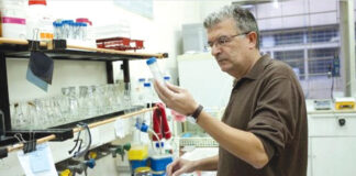 Μήνυμα καθηγητή σε φοιτητές: Αν δεν αποδέχεστε τη σημασία των εμβολίων…