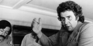 Μίκης Θεοδωράκης: Από την Τρίτη σε λαϊκό προσκύνημα, άγνωστο που θα ταφεί