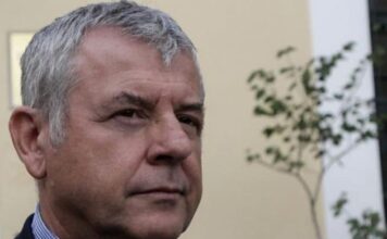 Γιαννάκος σε Πλεύρη: Το σύστημα διαπράττει αδικήματα – Δεν είπα για «vip κλίνες ΜΕΘ»