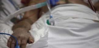 «Έφυγε» 62χρονος που ήταν εμβολιασμένος και με τις τρεις δόσεις