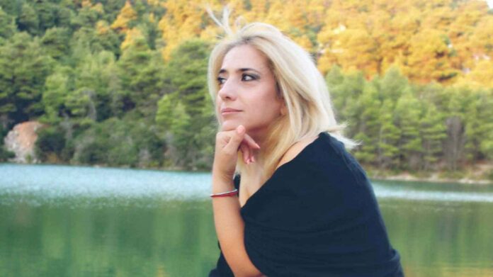 nasia-konitopoulou-top1