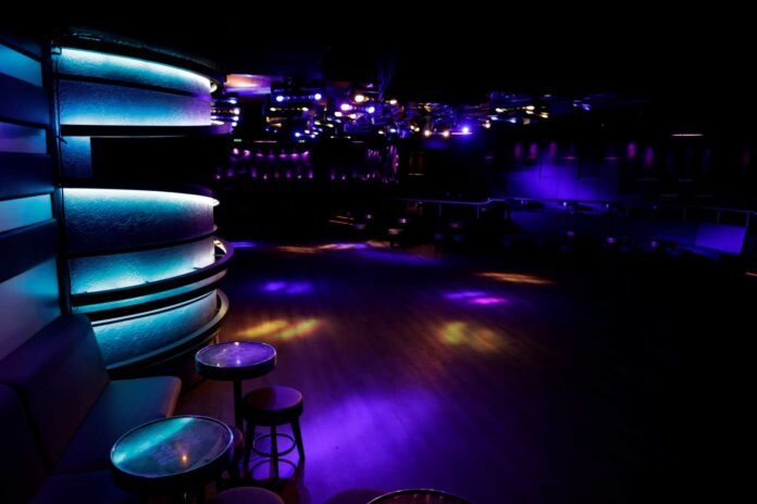 nightclub_paris-1536x1024