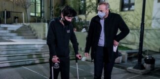 Με πατερίτσες στον εισαγγελέα ο Φουρθιώτης – Μίλησε για κανιβαλισμό σε βάρος του