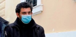 Η ανήλικη αποφάσισε να καταγγείλει τον 37χρονο ιερέα, όταν είδε «τον εαυτό της» σε μια ταινία με κακοποιήσεις παιδιών!