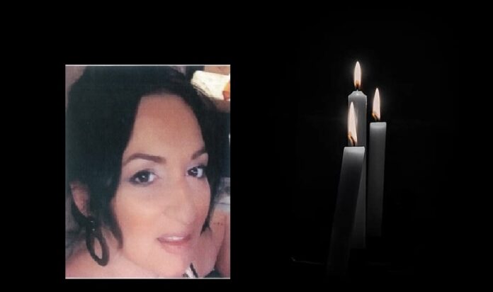 candles-mourning-candlelight-memory-commemorate-death-force-pain-still-life