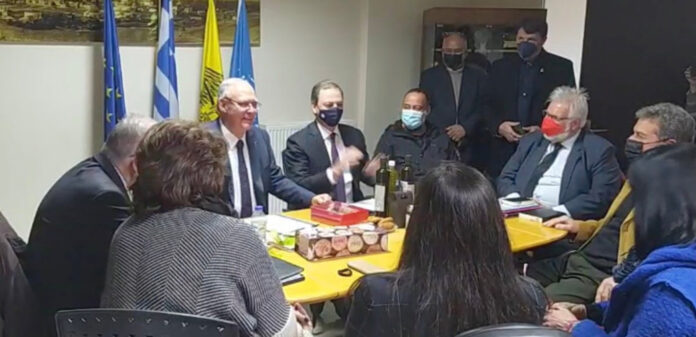 doukas_livanos