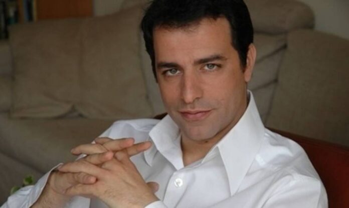 stelios-kalathas-o-agio-pa-sios-moy-eiche-pei-pei-na-koitas-ton-oyrano-kai-na-les-kai-ayto-tha-perasei-6