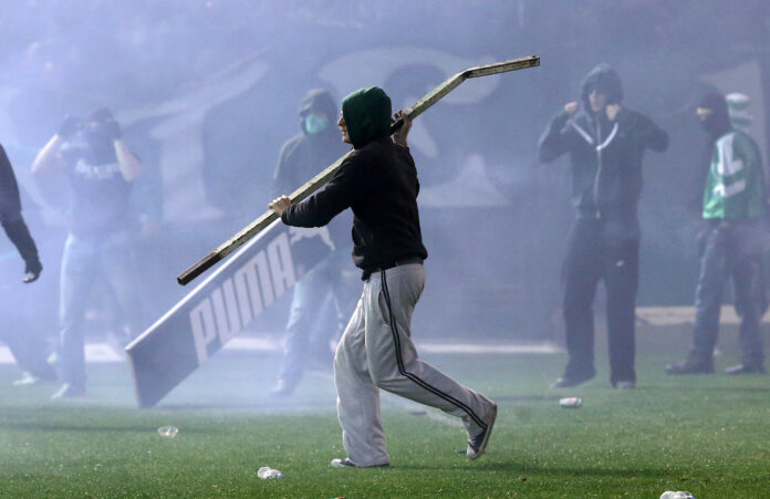 ÅÐÅÉÓÏÄÉÁ ÌÅÔÁÎÕ ÁÓÔÕÍÏÌÉÁÓ ÊÁÉ ÏÐÁÄÙÍ ÔÏÕ ÐÁÍÁÈÇÍÁÉÊÏÕ ÌÅÔÁ ÔÇÍ ÌÁÔÁÉÙÓÇ ÔÏÕ ÁÃÙÍÁ ÐÁÍÁÈÇÍÁÉÊÏÓ-ÏËÕÌÐÉÁÊÏÓ ÓÔÏ ÃÇÐÅÄÏ ÔÇÓ ËÅÙÖÏÑÏÕ