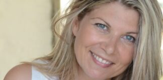 «Η πίεση με οδήγησε στο να με χτυπήσει μηνιγγίτιδα στο κεντρικό νευρικό σύστημα»