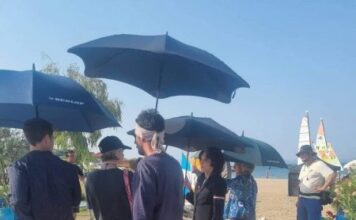 Συγκρούστηκαν δύο ταχύπλοα με 16 επιβαίνοντες στην Ανάβυσσο – Ηθοποιοί στο «Γάμος αλά ελληνικά»