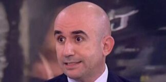 Ο Γρηγόρης Λέων τάραξε τα νερά στη δίκη για τη δολοφονία του Άλκη Καμπανού – «Δεν υπάρχει δρεπάνι»