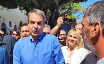 Η απάντηση Μητσοτάκη σε πολίτη που του λέει ότι είναι δύο χρόνια άνεργος (βίντεο)