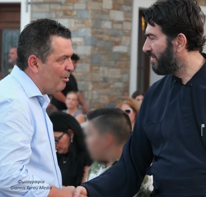 μπουκωρος