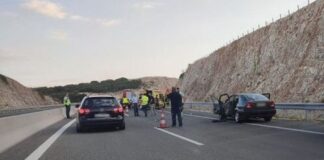 Τροχαίο με δυο νεκρούς -Ι.Χ. παρέσυρε ζευγάρι μπροστά στα μάτια του παιδιού τους