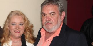 Δύσκολες ώρες για την Νόρα Βαλσάμη – Εσπευσμένα στο νοσοκομείο ο σύζυγός της