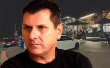 Η στιγμή της συμπλοκής πριν δεχτεί τις μαχαιριές ο επιχειρηματίας (video)