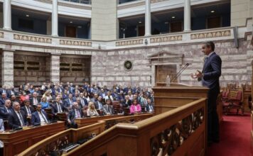 Σε ρυθμούς εκλογών στην κυβέρνηση – Το δίλημμα που θέτει ο Μητσοτάκης και οι οδηγίες σε υπουργούς και βουλευτές