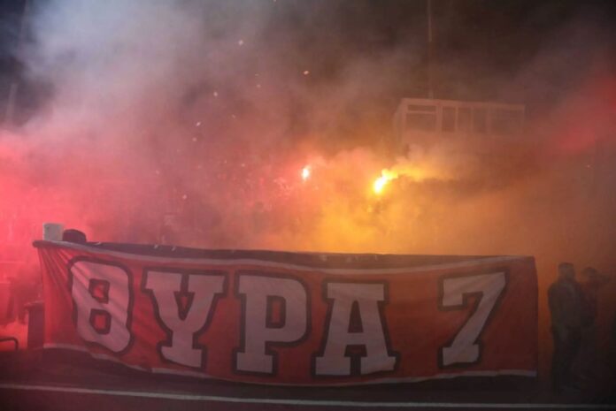 θυρα 7