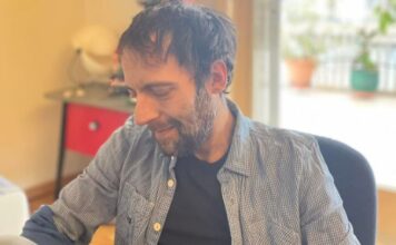 «Yπέφερα από σύνδρομα κατωτερότητας με πρωταρχικό την αίσθηση της ομοφυλοφιλίας μου»