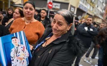 Ο Λύτρας αναλαμβάνει δικηγόρος της οικογένειας του 16χρονου ρομά – Φουλ επίθεση με το «καλημέρα»