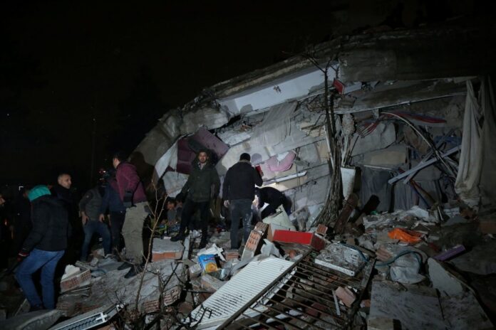 2023-02-06T045620Z_895667236_RC2G5Z901J6V_RTRMADP_5_TURKEY-QUAKE-1024x683