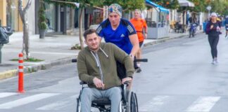 Δύο κολλητοί με καρδιά λιονταριού – Διένυσαν 100χλμ. κι έσπασαν όλα τα ρεκόρ!