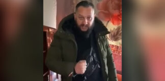 Σκότωσε τον 45χρονο μπροστά στα μάτια της οικογένειάς του (video)