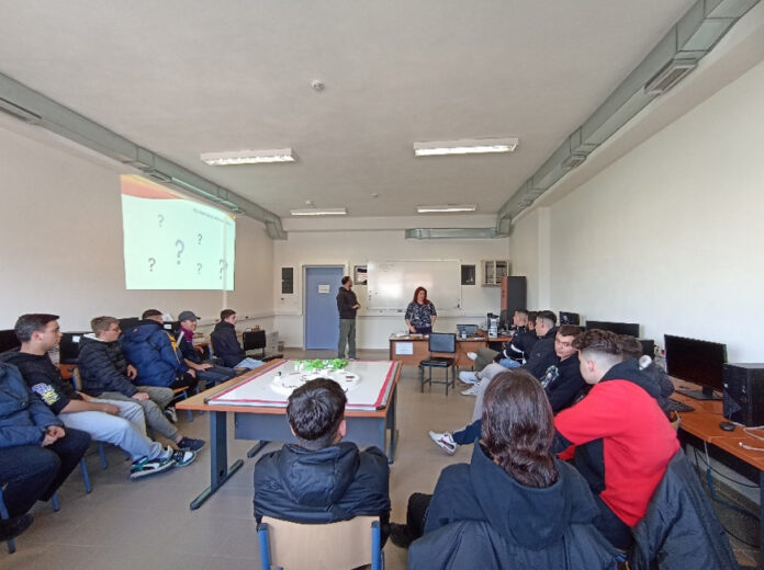 ΕΠΑΛ ΒΕΛΕΣΤΙΝΟ