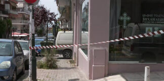 Δύο αδέρφια σκότωσαν στο ξύλο ιδιοκτήτη γραφείου τελετών