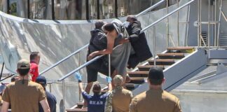 Τριήμερο Εθνικό Πένθος κήρυξε ο υπηρεσιακός πρωθυπουργός για το πολύνεκρο ναυάγιο στην Πύλο