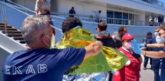 Μεγάλη επιχείρηση διάσωσης μεταναστών – 79 οι νεκροί, 104 οι διασωθέντες