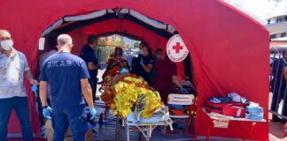 Μαρτυρίες διασωθέντων μεταναστών – «Παιδιά και γυναίκες ήταν στα αμπάρια»