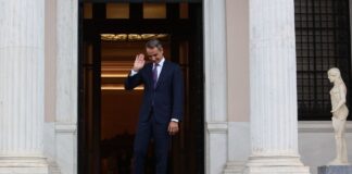 LIVE: Αυτή είναι η νέα κυβέρνηση – Ανακοινώνονται οι νέοι υπουργοί