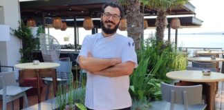 Διάβαζε ανάμεσα σε … συνταγές υψηλής γαστρονομίας και πέτυχε στις Πανελλαδικές