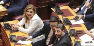 Στη «μάχη» των αυτοδιοικητικών εκλογών μπαίνει το ΠΑΣΟΚ – «Πόρτα» στον ΣΥΡΙΖΑ