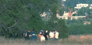 Οι διασώστες είχαν περάσει από το σημείο που βρέθηκε η νεκρή η Αναστάζια , αλλά δεν βρήκαν τίποτα